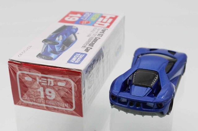 トミカ　赤箱