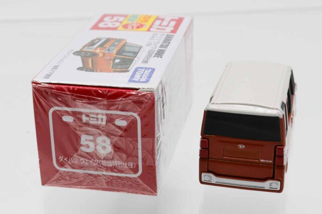 ミニカーショップ ケンボックス トミカ 赤箱☆58☆ダイハツウェイク