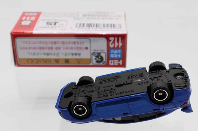 トミカ　赤箱