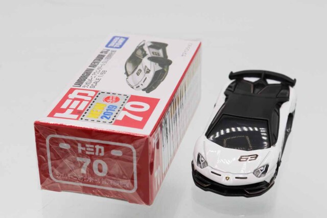 ミニカーショップ ケンボックス トミカ 赤箱☆70☆ランボルギーニ