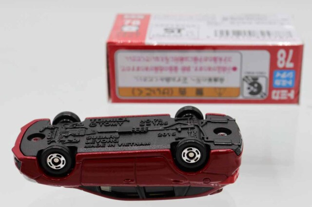 トミカ　赤箱