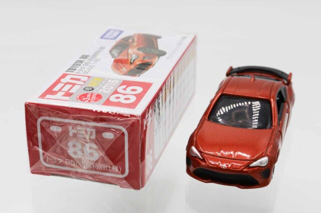 ミニカーショップ ケンボックス トミカ 赤箱☆86☆トヨタ86(初回特別