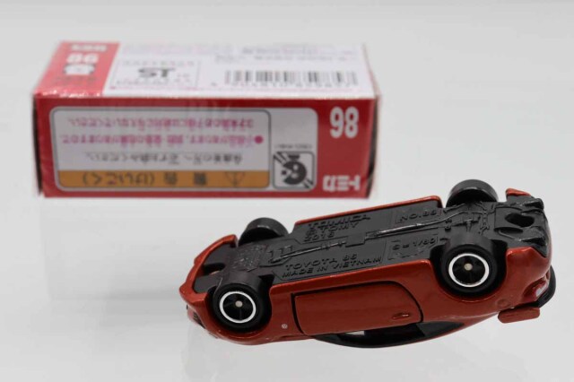 ミニカーショップ ケンボックス トミカ 赤箱☆86☆トヨタ86(初回特別