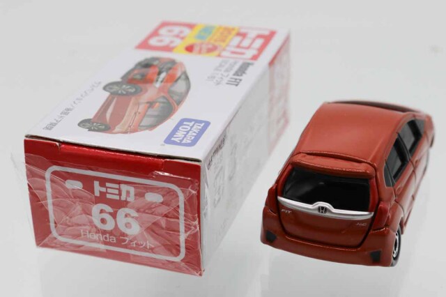 トミカ　赤箱