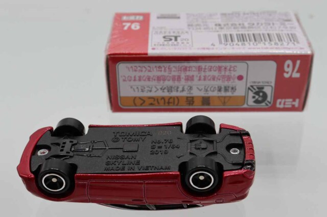 ミニカーショップ ケンボックス トミカ 赤箱☆76☆日産スカイライン