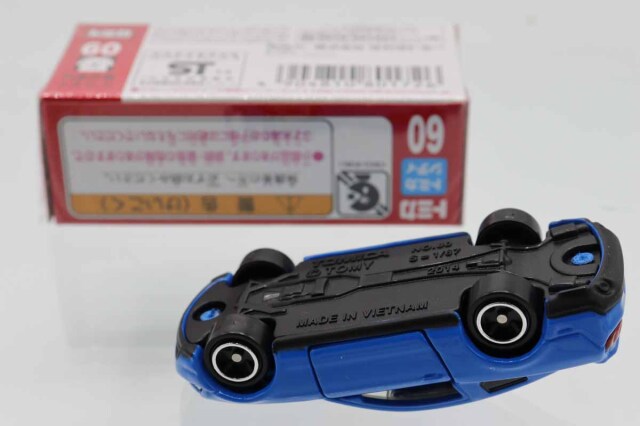 トミカ　赤箱