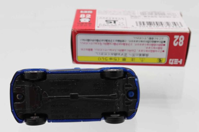 トミカ　赤箱