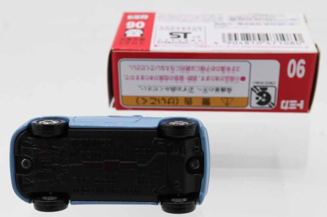 トミカ　赤箱