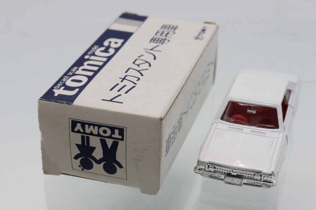 ミニカーショップ ケンボックス トミカ 黒箱☆89☆トヨタコロナ2000GT