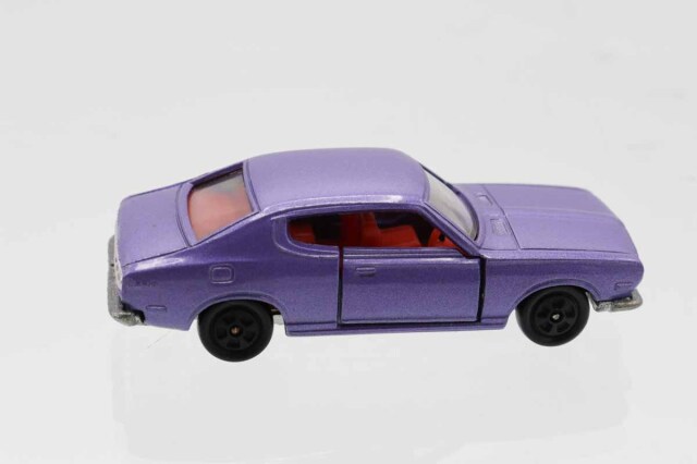 Omnibus 2019 紫色 ミニカー ミニカーショップ ケンボックス トミカ 黒箱☆62☆日産ブルーバード U
