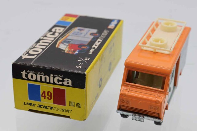 ミニカーショップ ケンボックス トミカ 黒箱☆49☆いすゞエルフ