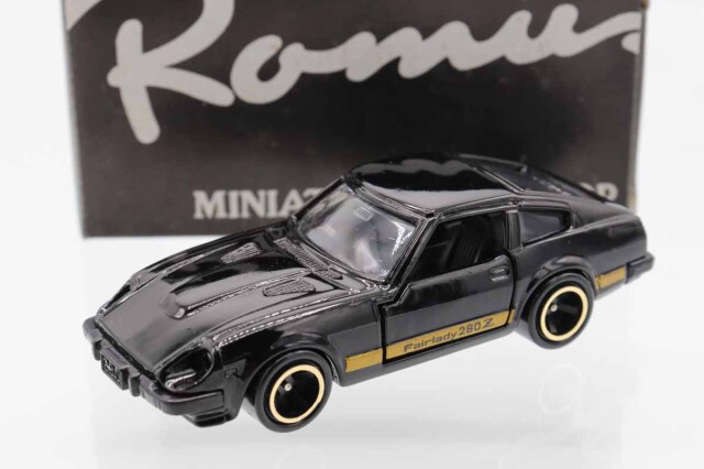 Kk 特別出品 ミニカーショップ ケンボックス トミカ特注（日本製）日産フェアレディ
