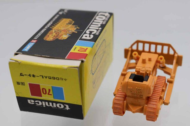 ミニカーショップ ケンボックス トミカ 黒箱☆70☆コマツD65A