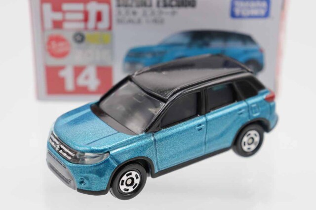 トミカ　赤箱