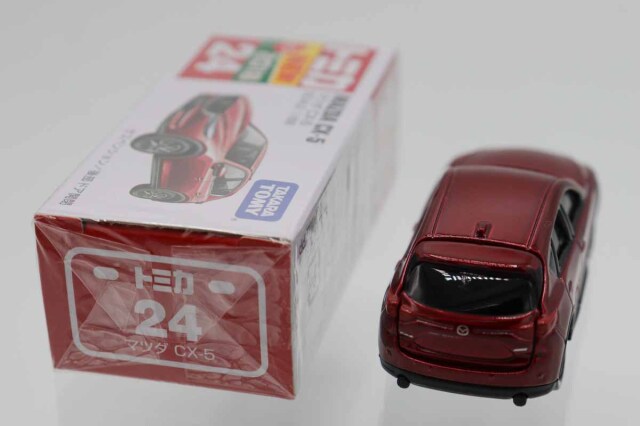 トミカ　赤箱