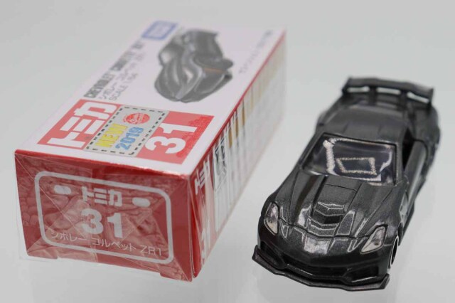トミカ　赤箱