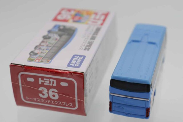 トミカ　赤箱
