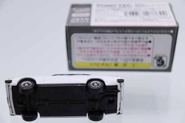 トミカ　TLV　ネオ