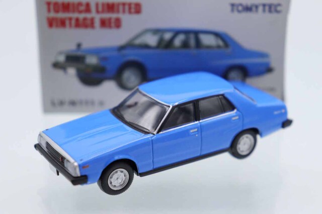 トミカ TLV ネオ