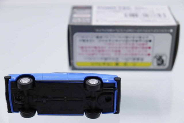 トミカ　TLV　ネオ