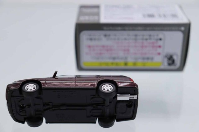 トミカ　TLV　ネオ