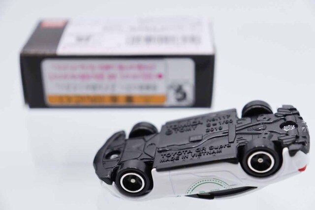 トミカ　イオン特注