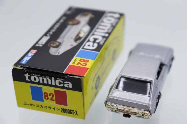 復刻トミカ