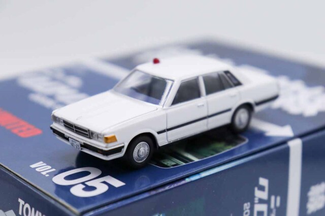 トミカ TLV ネオ