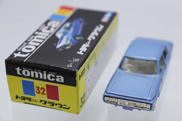 ミニカーショップ ケンボックス 復刻トミカ☆32☆トヨタニュークラウン