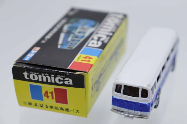復刻トミカ