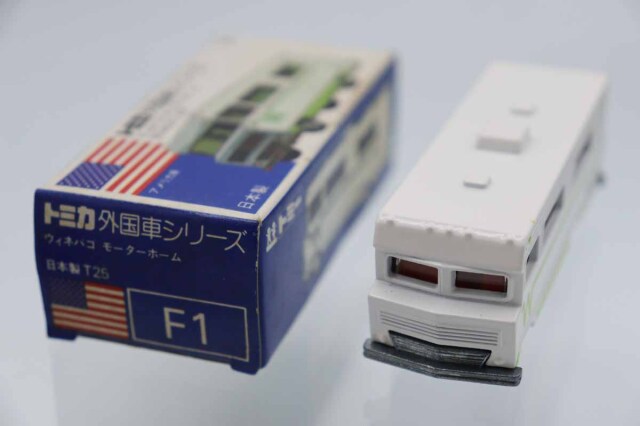 トミカ　青箱