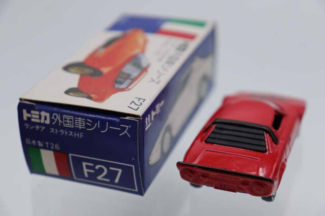 ミニカーショップ ケンボックス トミカ 青箱☆F27☆ランチアストラスHF