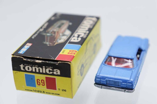 ミニカーショップ ケンボックス トミカ 黒箱☆69☆トヨタマークII 2600