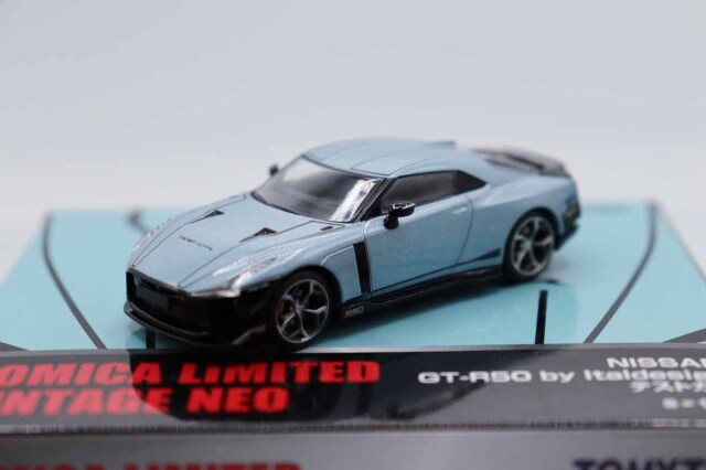 トミカ TLV ネオ