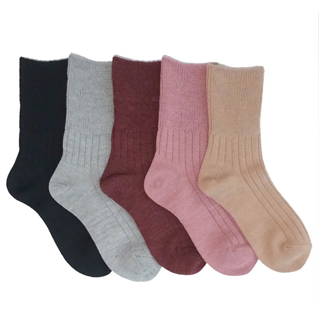 吸湿発熱ゆったり口ゴムクルー 2足組