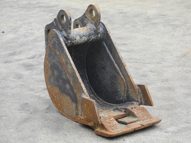 0,7クラスバックホウ平爪中古