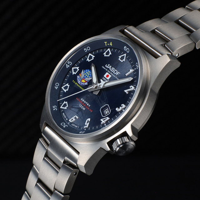300本限定】Blue Impulse チタンソーラー T-4 30周年記念モデル／ Blue
