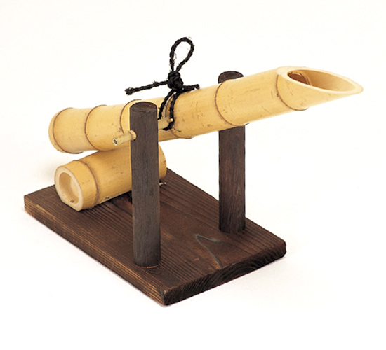 鹿威し　焼杉台付鳴子付　ししおどし（小）