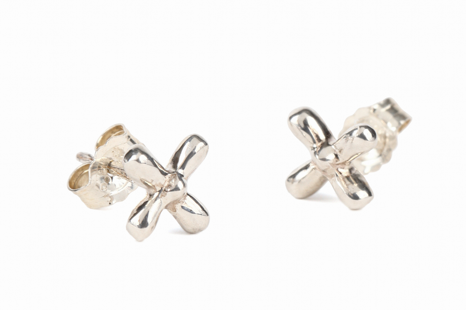 クレマチスピアス