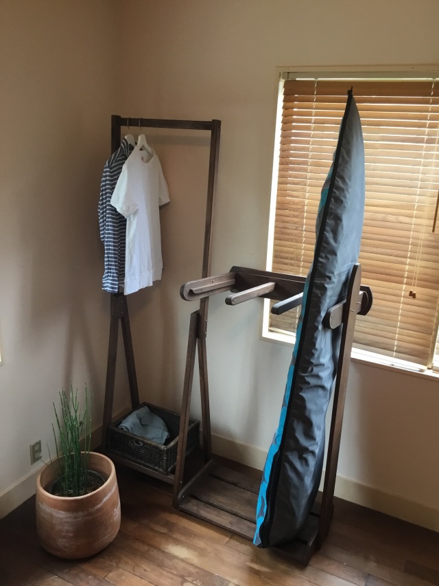 ウェットスーツラック&ボードラック3本用