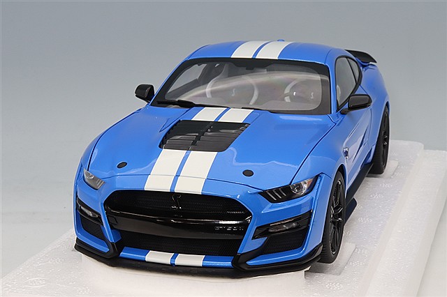 ソリド 1/43 シェルビー マスタング GT500 2020 グレー/グリーンストライプ