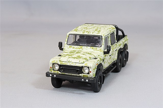 Land Rover Defender 110 1/43 ディスプレイ用装飾品 Land Rover Defender 110 1/43 ディスプレイ用装飾品 Land Rover