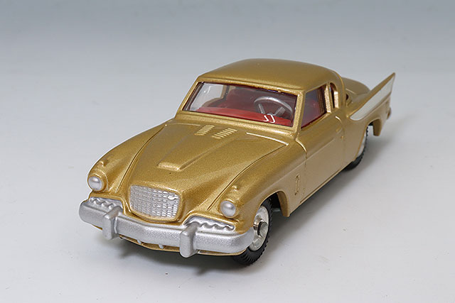 ACME 1/18 1972 オールズモビル 442 Hurst Drag Outlaw ホワイト