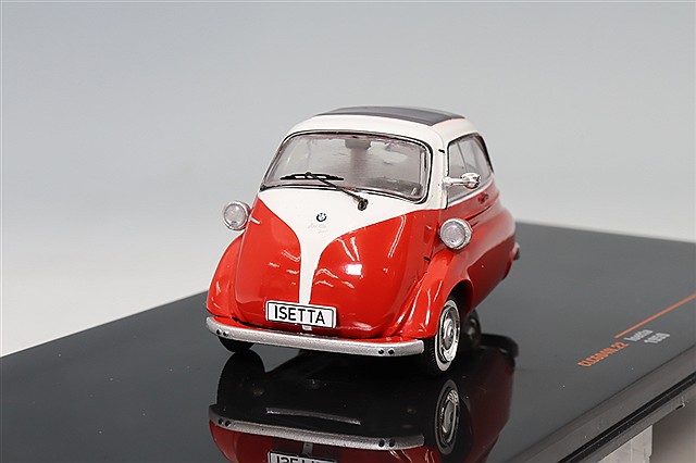 イクソ 1/43 サーブ96 V4 1965 ロングノーズ レッド