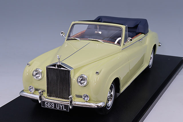 CULT 1/18 ジャガー XK120 FHC 1951-1954 グリーンメタリック