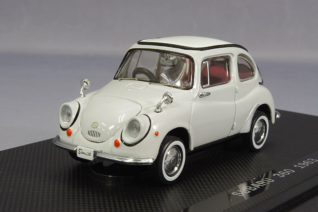 イクソ 1/18 スバル レガシィ RS 1991 レッド