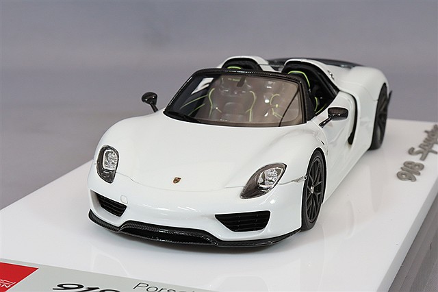 EM569E.jpg