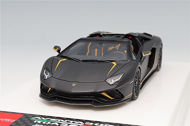 EM598B.jpg
