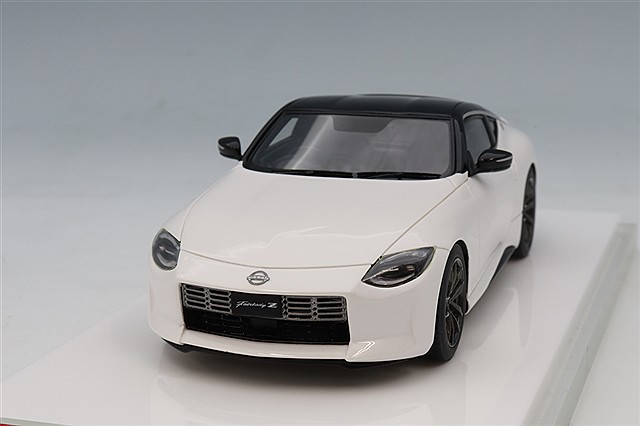 アイドロン 1/43 日産 フェアレディ Z カスタマイズドエディション