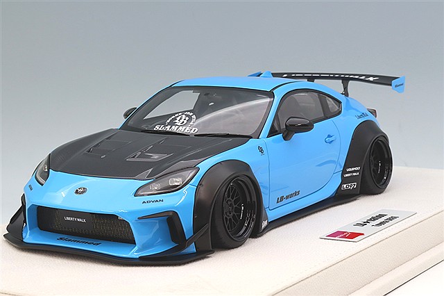 アイドロン 1/43 LB シルエットワークス GT 35GT-RR GTウィング パール